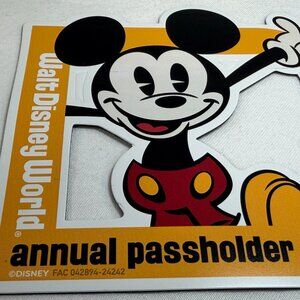 Mickey Mouse Walt Disney World Annual Passholder D Magnet Disney Parks Exclusive